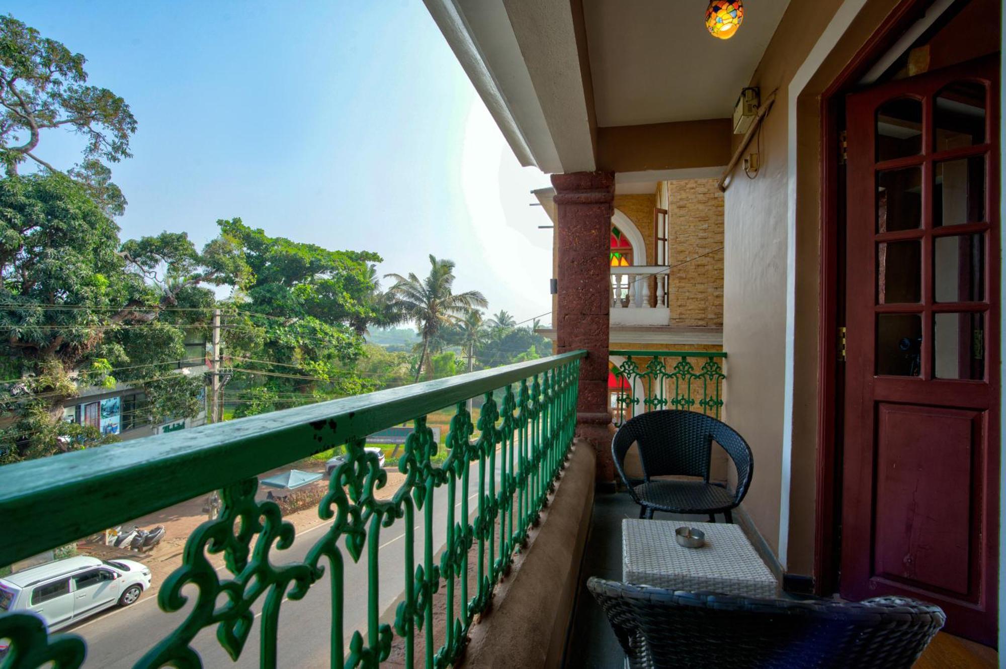 Resort Martins Siesta , A Portuguese Heritage Resort In Calangute Арпора Екстер'єр фото